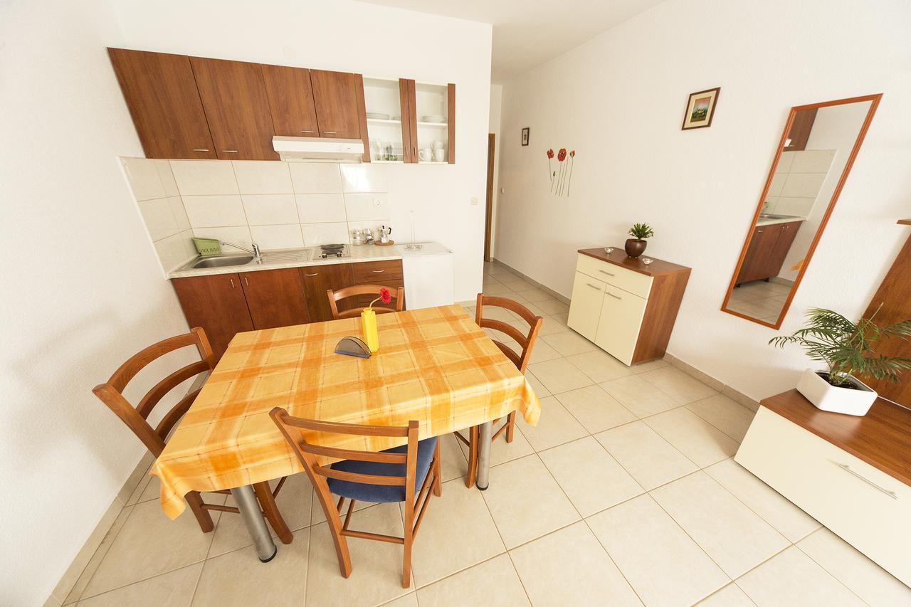 Apartments Katoro Relax Умаг Экстерьер фото